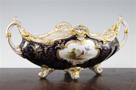 A fine Coalport boat shaped two handled vase, early 19th century, 33cm